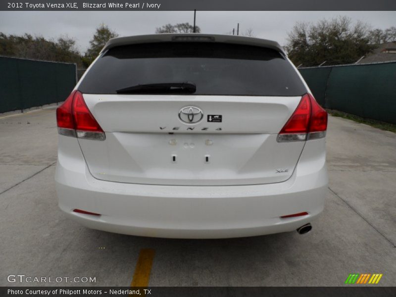 Blizzard White Pearl / Ivory 2012 Toyota Venza XLE