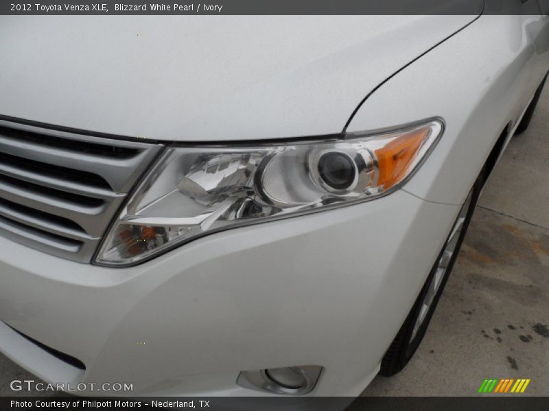 Blizzard White Pearl / Ivory 2012 Toyota Venza XLE