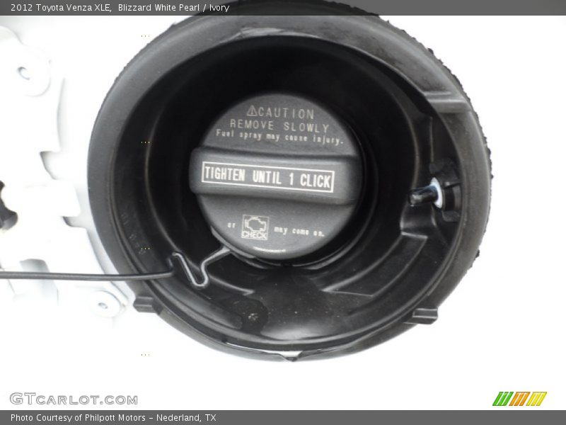 Blizzard White Pearl / Ivory 2012 Toyota Venza XLE