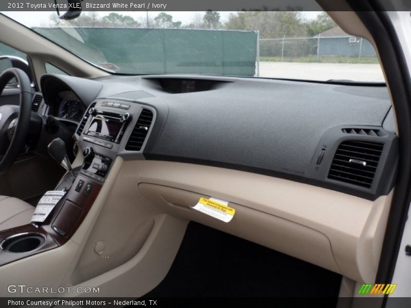 Blizzard White Pearl / Ivory 2012 Toyota Venza XLE