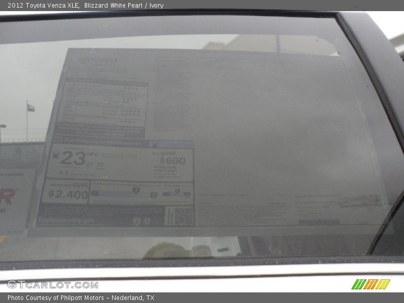 Blizzard White Pearl / Ivory 2012 Toyota Venza XLE