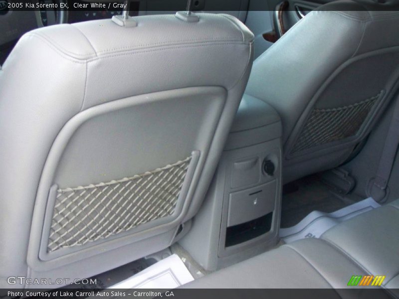 Clear White / Gray 2005 Kia Sorento EX