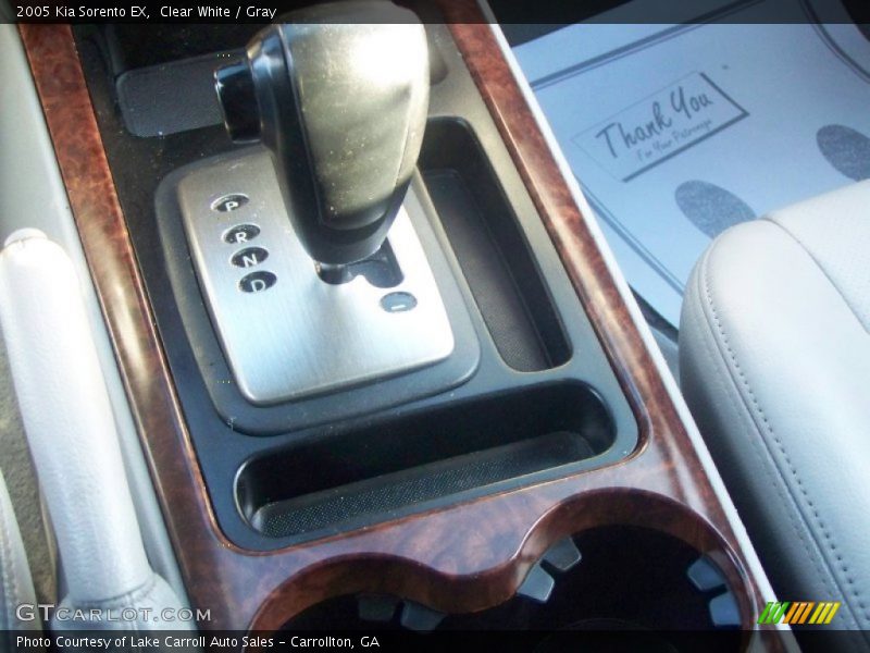 Clear White / Gray 2005 Kia Sorento EX