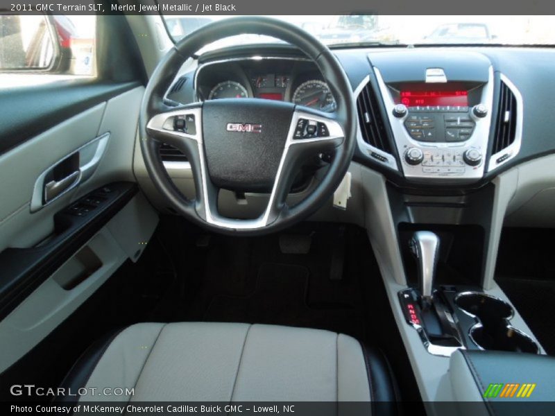 Merlot Jewel Metallic / Jet Black 2011 GMC Terrain SLT
