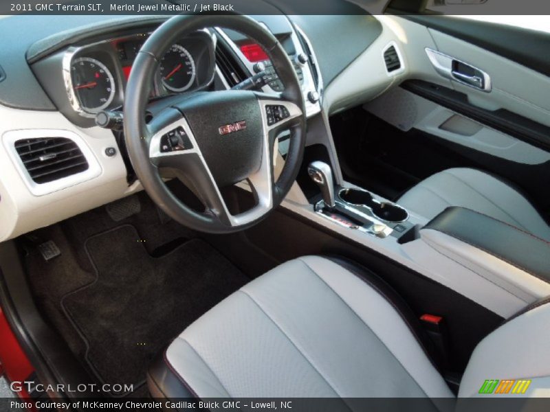 Merlot Jewel Metallic / Jet Black 2011 GMC Terrain SLT