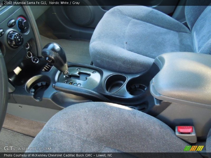 Nordic White / Gray 2002 Hyundai Santa Fe GLS