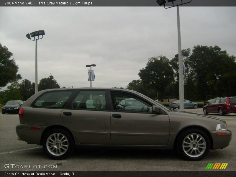 Terra Gray Metallic / Light Taupe 2004 Volvo V40