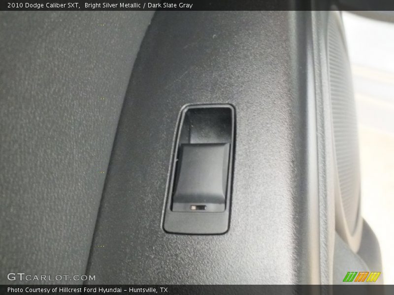 Bright Silver Metallic / Dark Slate Gray 2010 Dodge Caliber SXT