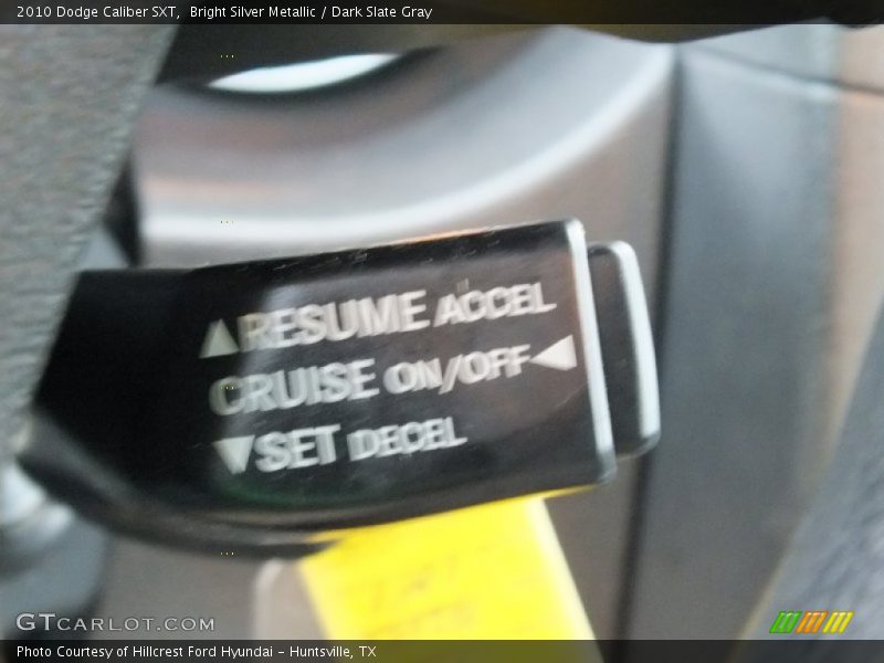 Bright Silver Metallic / Dark Slate Gray 2010 Dodge Caliber SXT