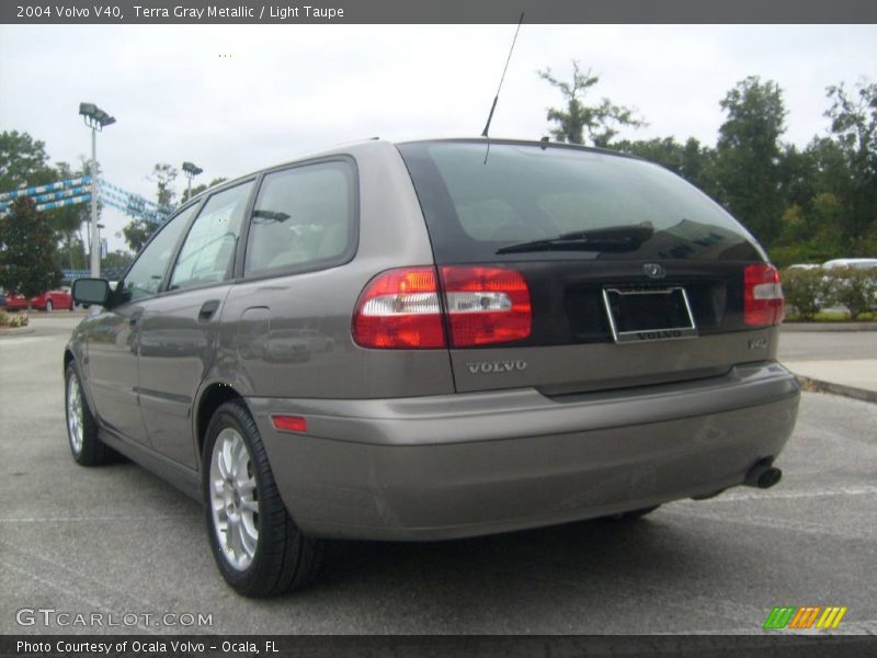 Terra Gray Metallic / Light Taupe 2004 Volvo V40