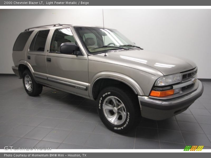 Light Pewter Metallic / Beige 2000 Chevrolet Blazer LT