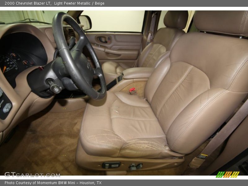 Light Pewter Metallic / Beige 2000 Chevrolet Blazer LT