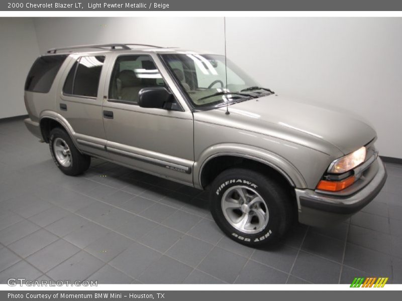Light Pewter Metallic / Beige 2000 Chevrolet Blazer LT