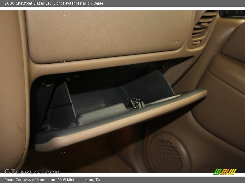 Light Pewter Metallic / Beige 2000 Chevrolet Blazer LT