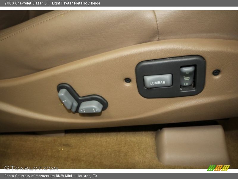 Light Pewter Metallic / Beige 2000 Chevrolet Blazer LT