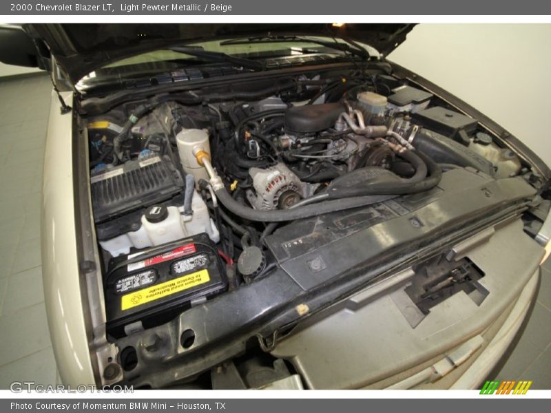 Light Pewter Metallic / Beige 2000 Chevrolet Blazer LT