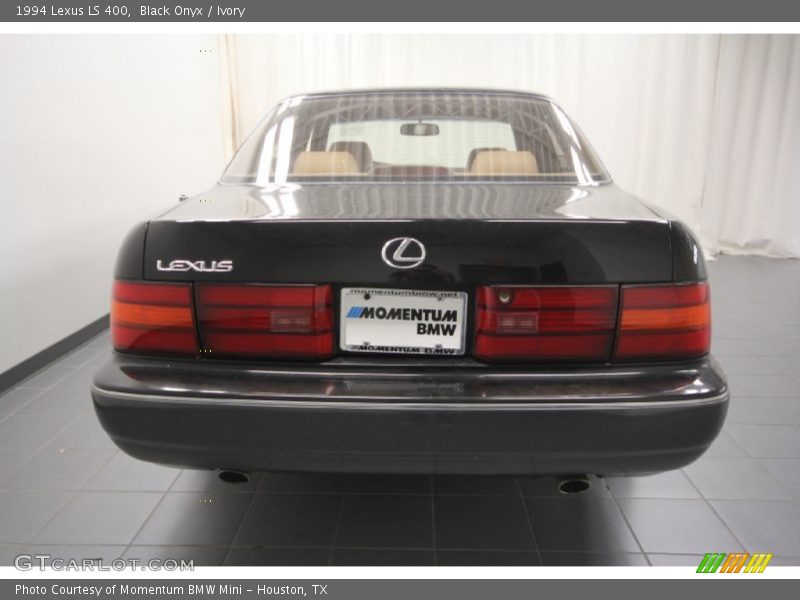 Black Onyx / Ivory 1994 Lexus LS 400