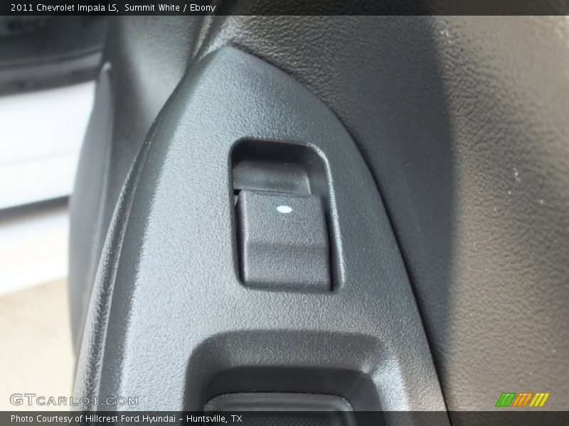 Summit White / Ebony 2011 Chevrolet Impala LS