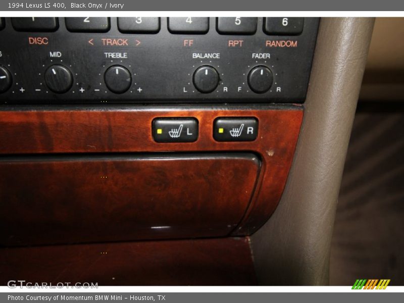 Black Onyx / Ivory 1994 Lexus LS 400