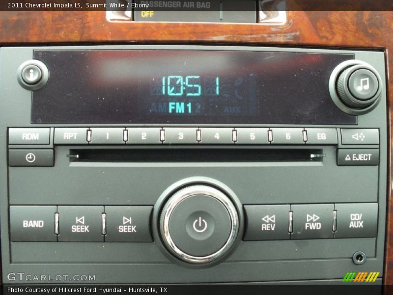 Summit White / Ebony 2011 Chevrolet Impala LS