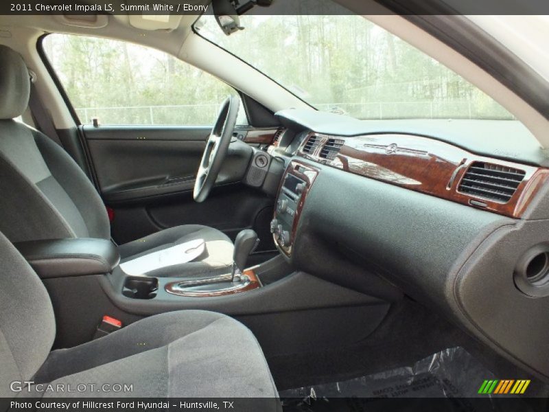 Summit White / Ebony 2011 Chevrolet Impala LS