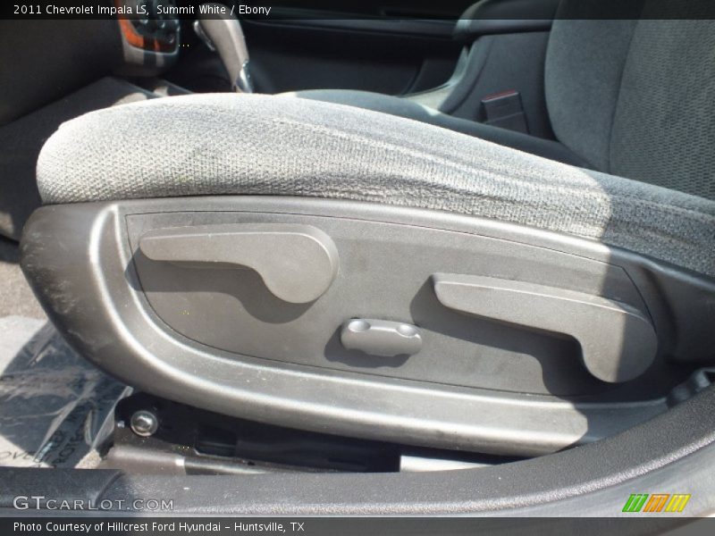 Summit White / Ebony 2011 Chevrolet Impala LS