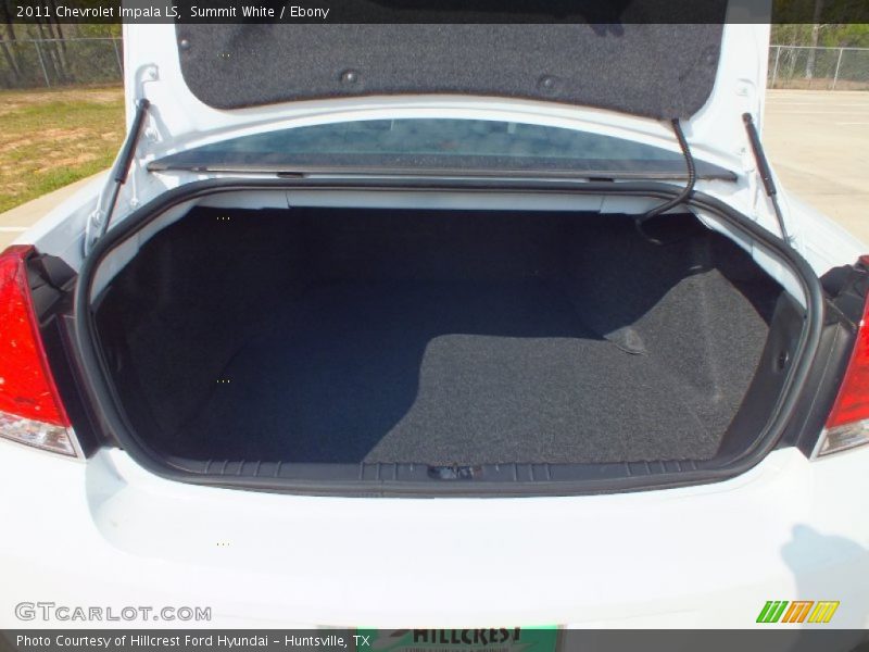 Summit White / Ebony 2011 Chevrolet Impala LS