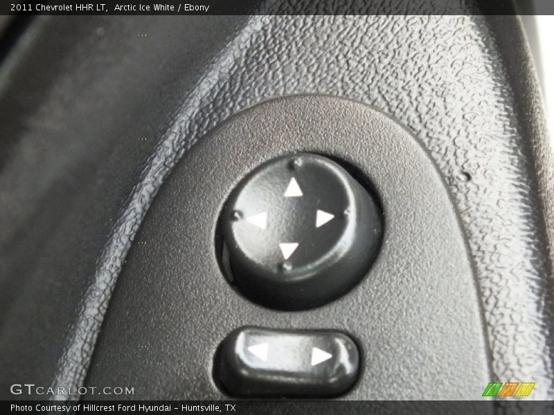 Arctic Ice White / Ebony 2011 Chevrolet HHR LT