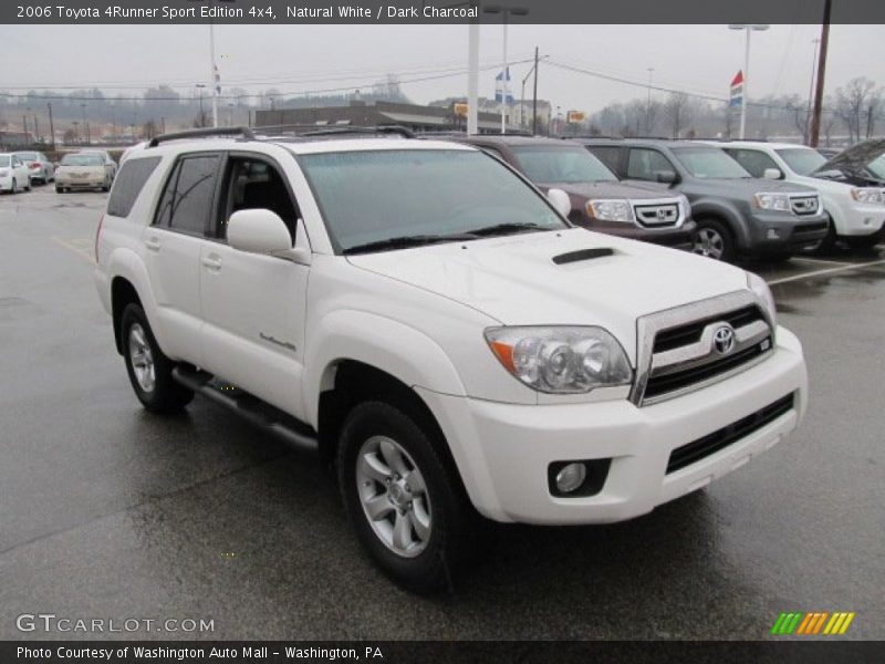 Front 3/4 View of 2006 4Runner Sport Edition 4x4
