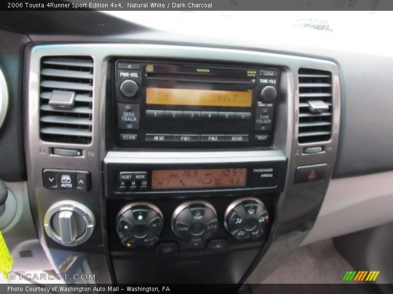 Controls of 2006 4Runner Sport Edition 4x4