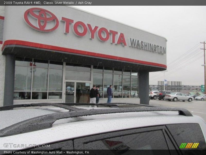 Classic Silver Metallic / Ash Gray 2009 Toyota RAV4 4WD