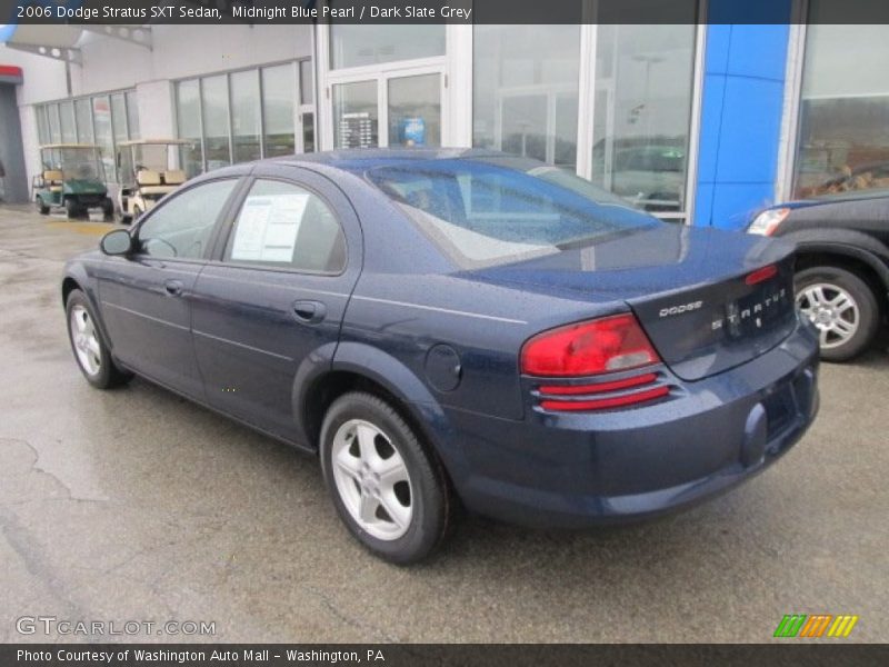 Midnight Blue Pearl / Dark Slate Grey 2006 Dodge Stratus SXT Sedan