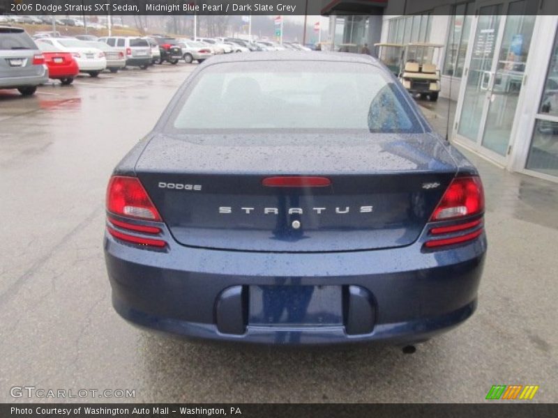 Midnight Blue Pearl / Dark Slate Grey 2006 Dodge Stratus SXT Sedan
