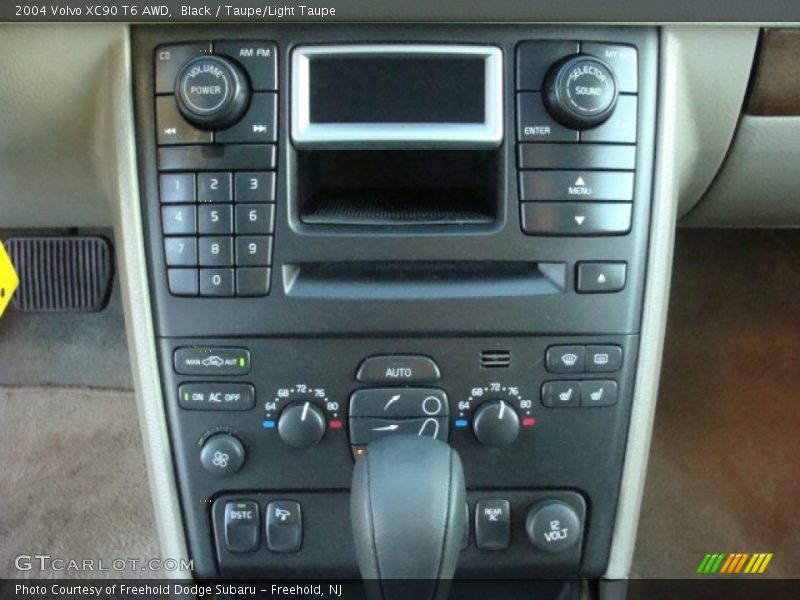 Black / Taupe/Light Taupe 2004 Volvo XC90 T6 AWD