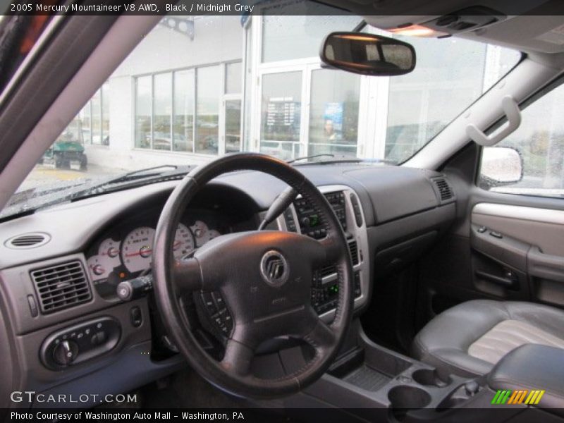 Black / Midnight Grey 2005 Mercury Mountaineer V8 AWD