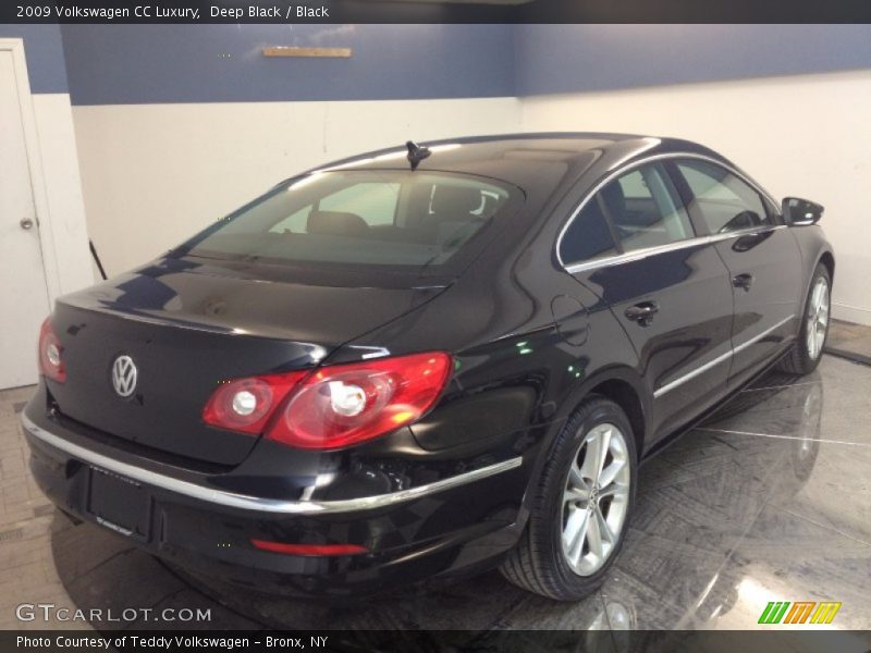 Deep Black / Black 2009 Volkswagen CC Luxury