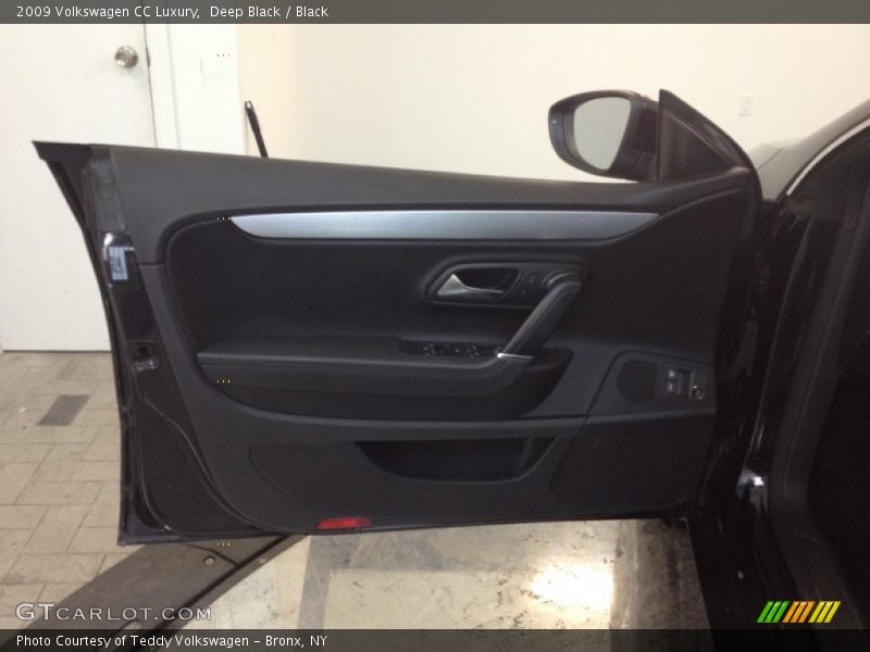 Deep Black / Black 2009 Volkswagen CC Luxury