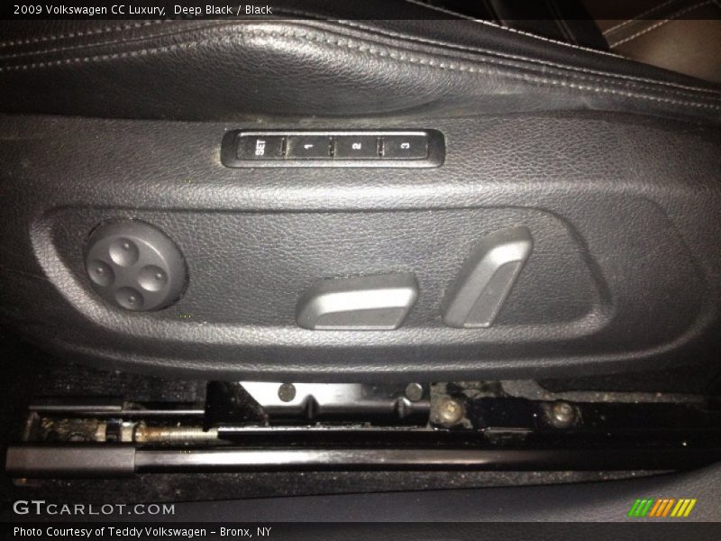 Deep Black / Black 2009 Volkswagen CC Luxury