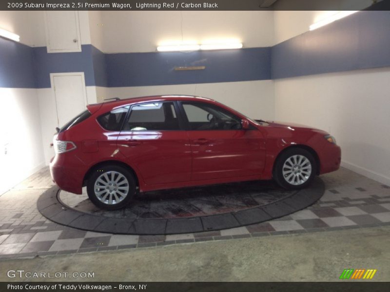 Lightning Red / Carbon Black 2009 Subaru Impreza 2.5i Premium Wagon
