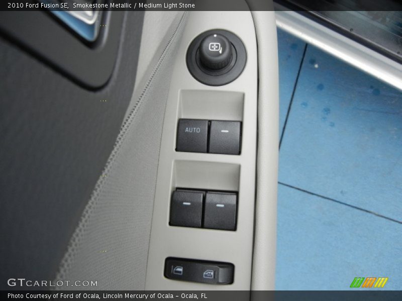 Smokestone Metallic / Medium Light Stone 2010 Ford Fusion SE