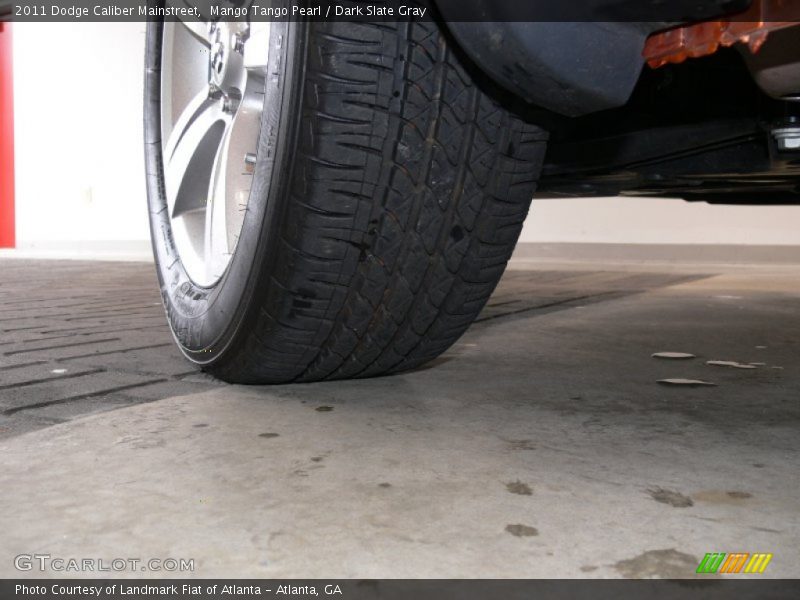 Mango Tango Pearl / Dark Slate Gray 2011 Dodge Caliber Mainstreet