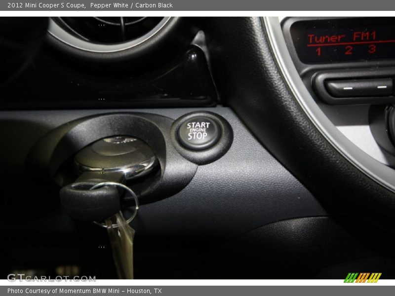 Pepper White / Carbon Black 2012 Mini Cooper S Coupe