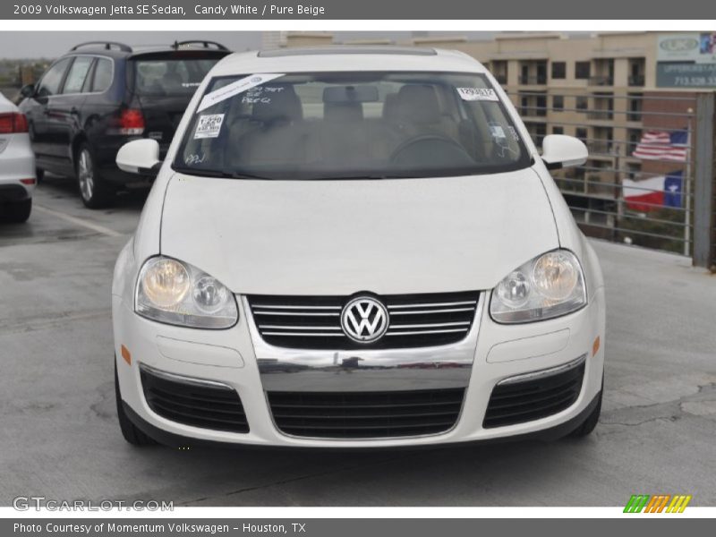 Candy White / Pure Beige 2009 Volkswagen Jetta SE Sedan