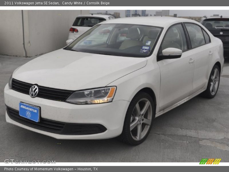 Candy White / Cornsilk Beige 2011 Volkswagen Jetta SE Sedan