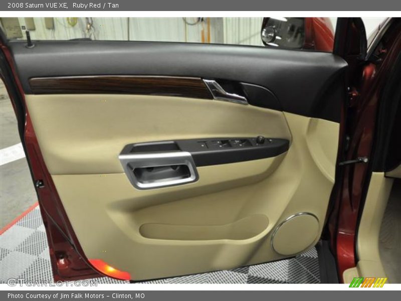 Ruby Red / Tan 2008 Saturn VUE XE
