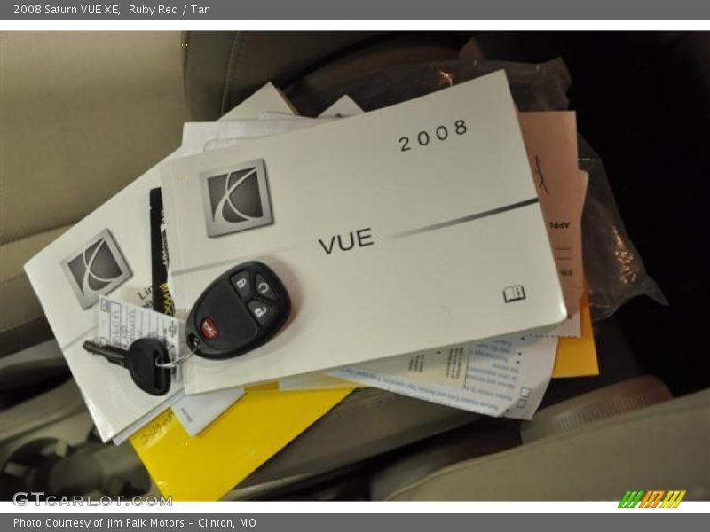 Ruby Red / Tan 2008 Saturn VUE XE