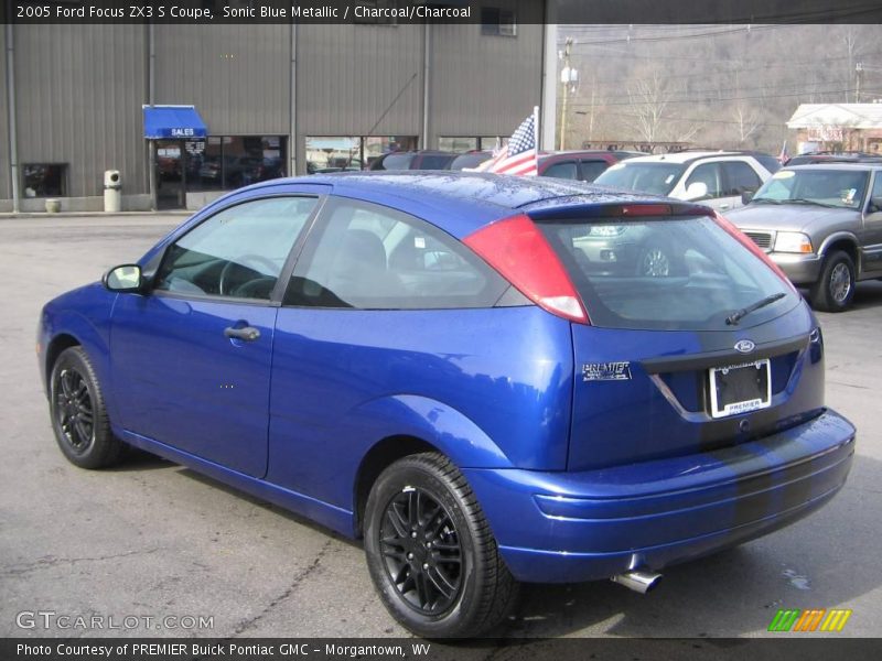 Sonic Blue Metallic / Charcoal/Charcoal 2005 Ford Focus ZX3 S Coupe