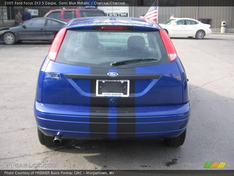 Sonic Blue Metallic / Charcoal/Charcoal 2005 Ford Focus ZX3 S Coupe