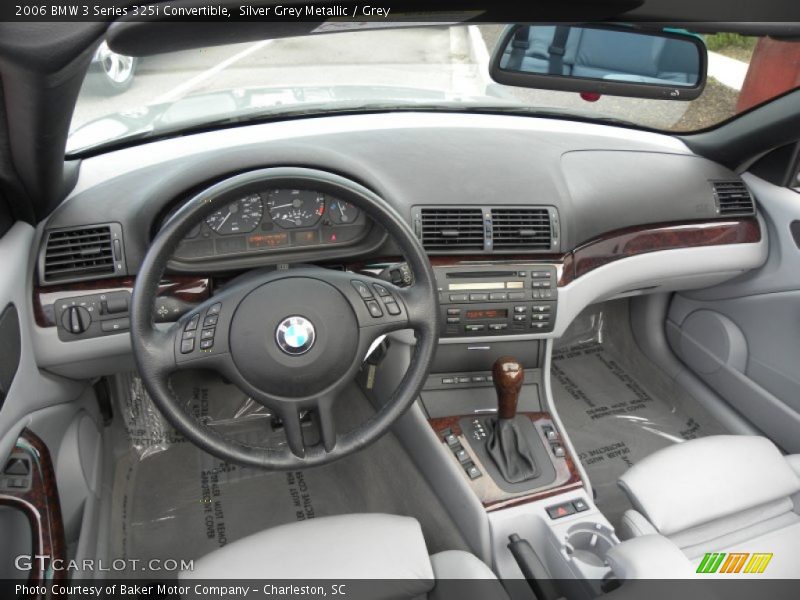 Dashboard of 2006 3 Series 325i Convertible