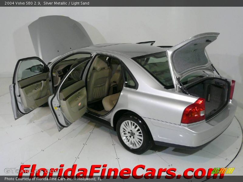 Silver Metallic / Light Sand 2004 Volvo S80 2.9